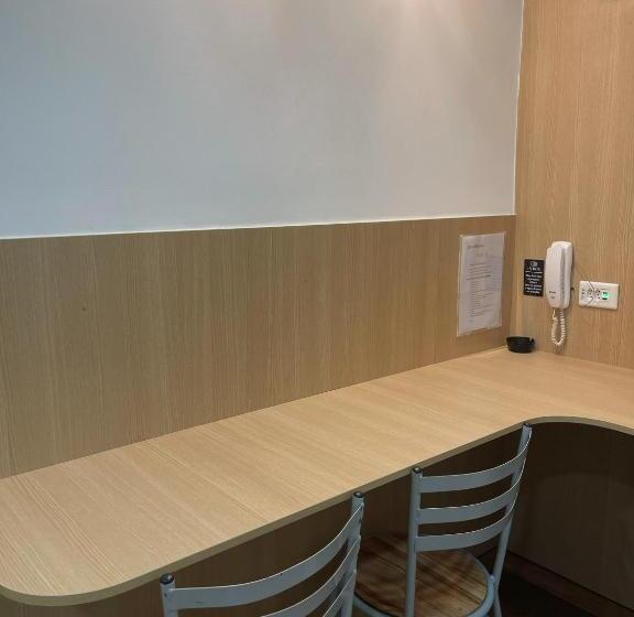 スイート, Green It Motel &