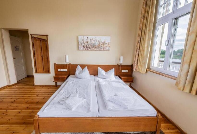 스탠다드 발코니 룸 바다 전망, Elbterrasse Wörlitz