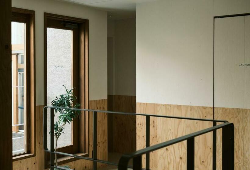 Llit en Habitació Compartida, Soil Setoda