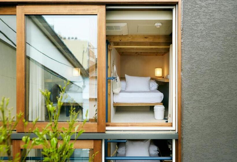 Llit en Habitació Compartida, Soil Setoda