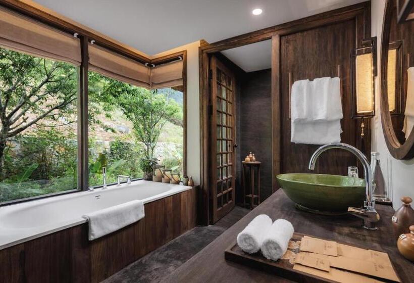 بانگلوی استاندارد 2 خوابه, Avana Retreat