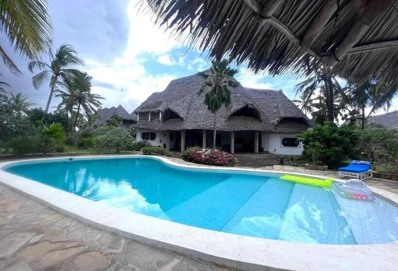 ویلای 1 خوابه, Watamu Sunrise Villa