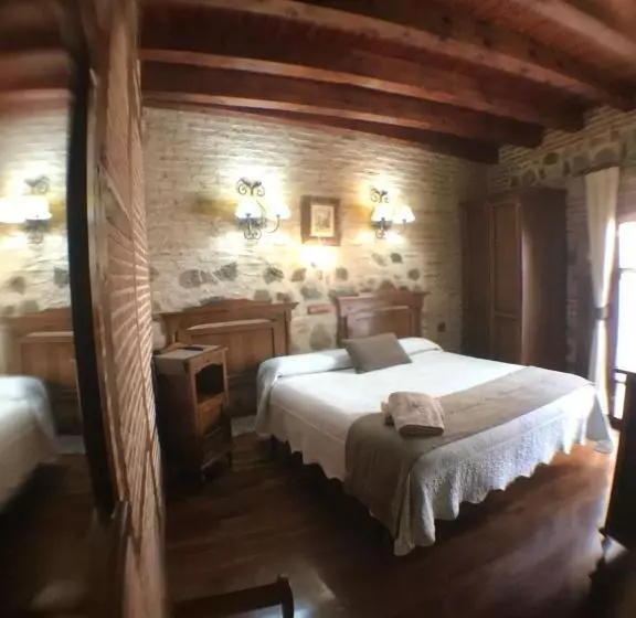 اتاق استاندارد با بالکن, Hospederia Casa De Cisneros