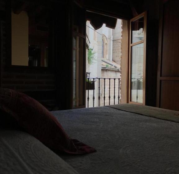 اتاق استاندارد با چشمانداز, Hospederia Casa De Cisneros