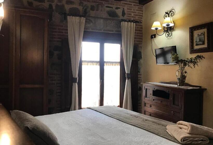 اتاق استاندارد با بالکن, Hospederia Casa De Cisneros