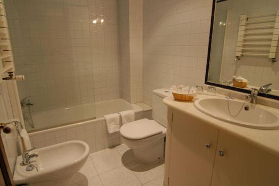 스탠다드 룸, Pr Santo Grial