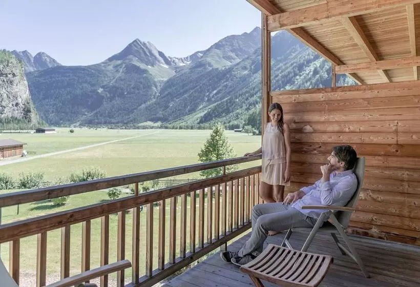 اتاق استاندارد با چشم‌انداز کوهستان, Aqua Dome 4 Sterne Superior Hotel & Tirol Therme Längenfeld