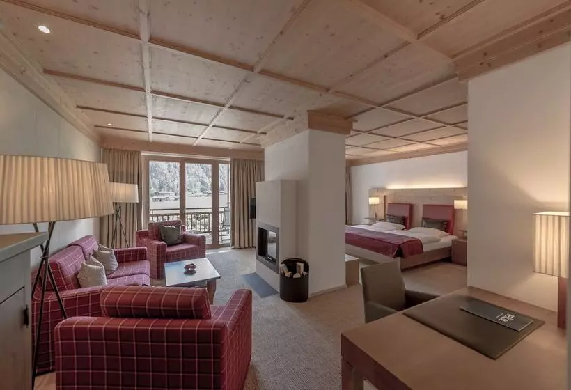 سوئیت جونیور با چشم‌انداز کوهستان, Aqua Dome 4 Sterne Superior Hotel & Tirol Therme Längenfeld