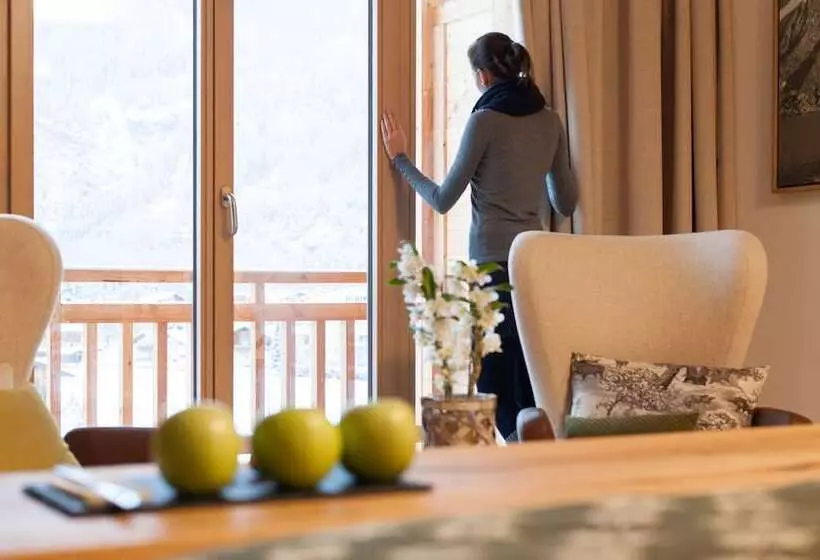 اتاق استاندارد با چشم‌انداز کوهستان, Aqua Dome 4 Sterne Superior Hotel & Tirol Therme Längenfeld