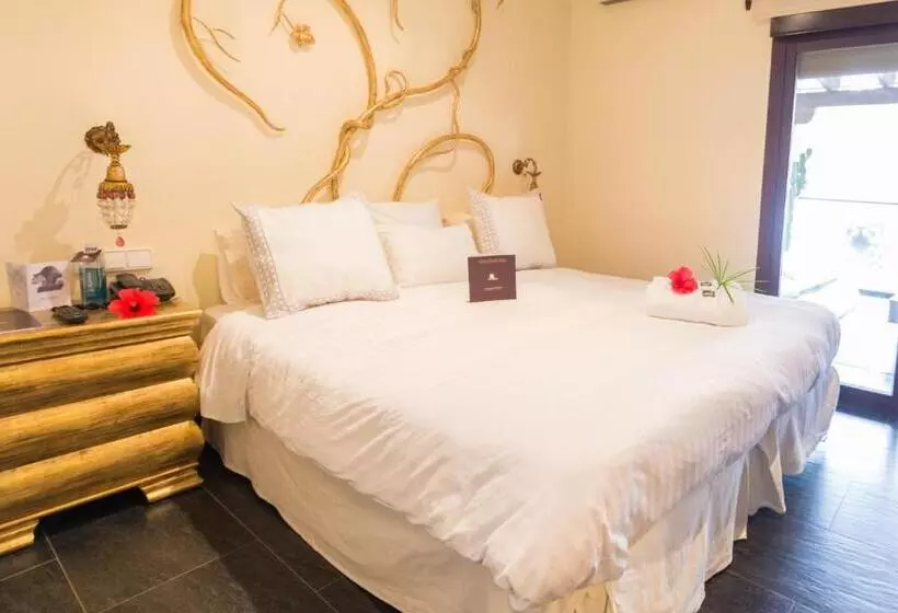 اتاق لوکس, Boutique Varadero