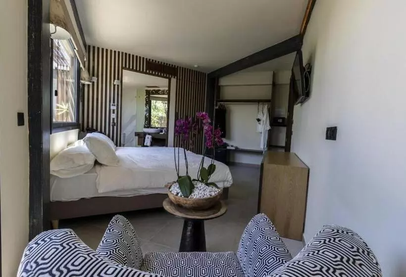 اتاق لوکس, Boutique Varadero