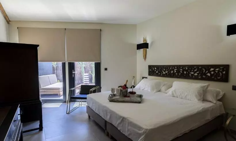 اتاق استاندارد سه نفره, Boutique Varadero