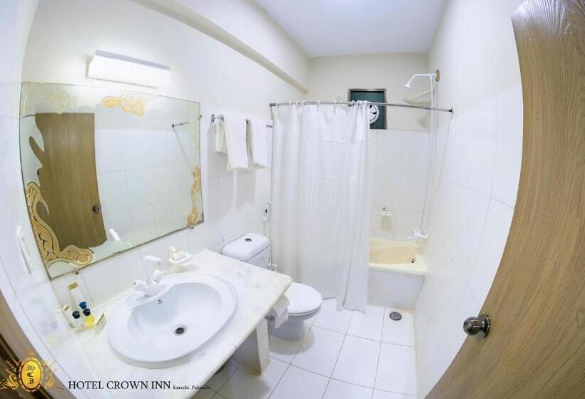 اتاق لوکس, Crown Inn