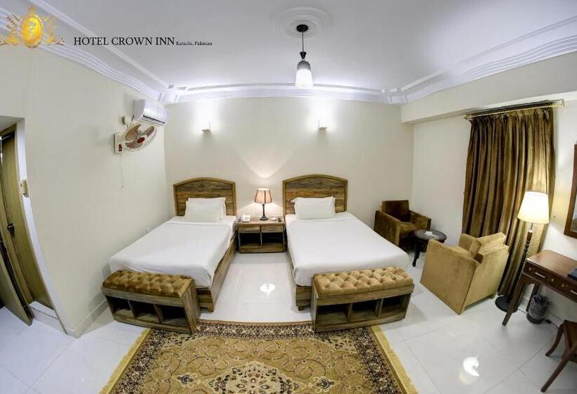 اتاق لوکس, Crown Inn