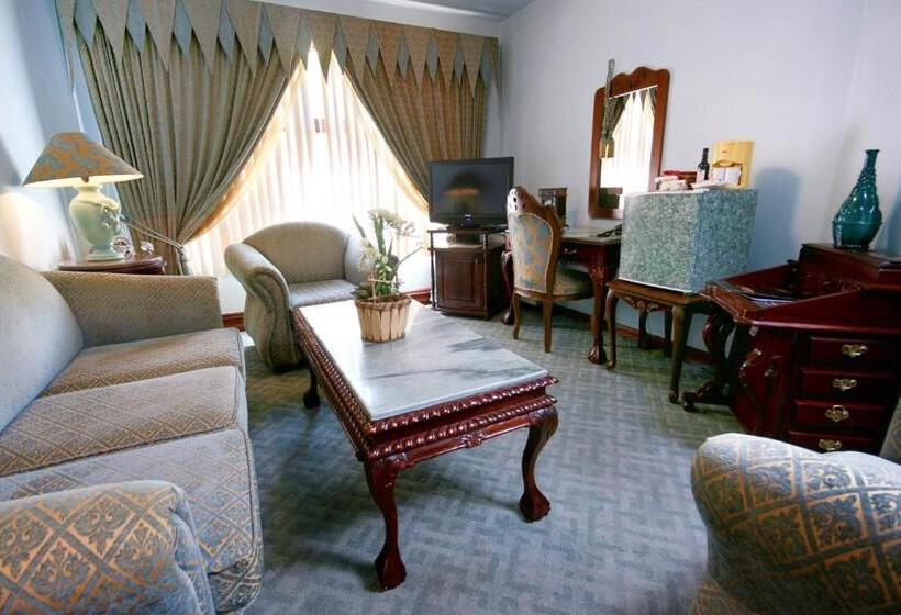 스위트, Dallas Residence