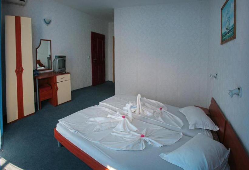 חדר סטנדרט, дироси