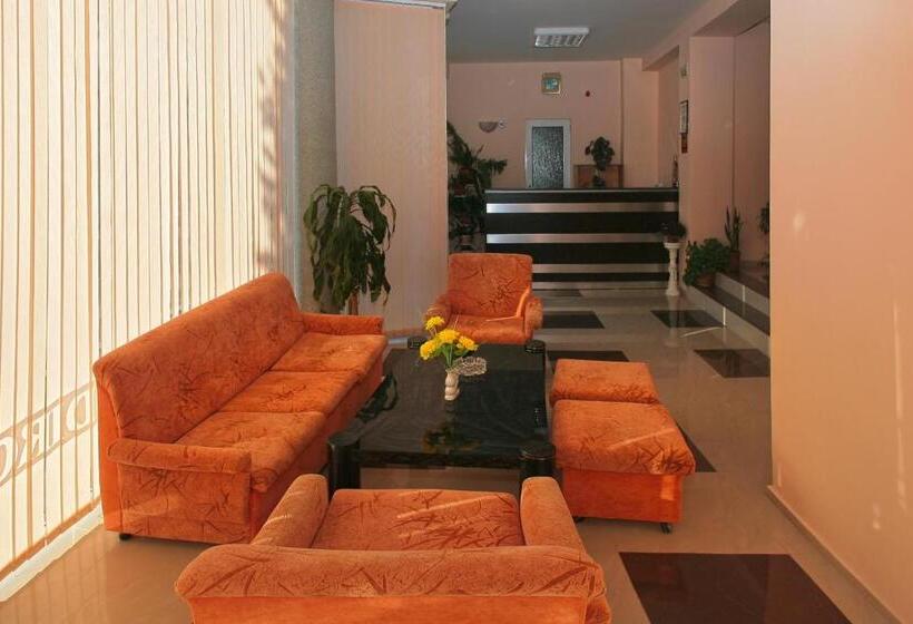 דירה בת חדר שינה 1 עם מרפסת, дироси