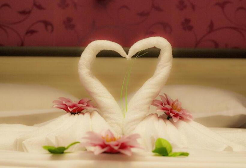 דירת חדר דלוקס, дироси