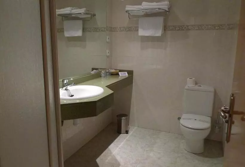 اتاق استاندارد یک نفره, Hôtel Bruxelles