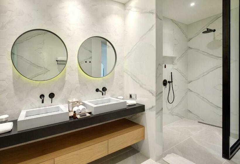 דירת חדר נוף לגינה, Karma Kandara