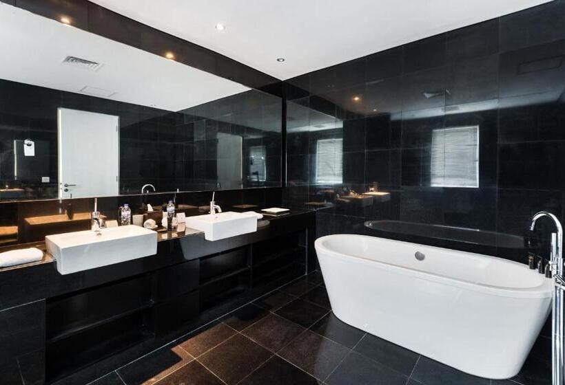 וילה בת 5 חדרים, Karma Kandara