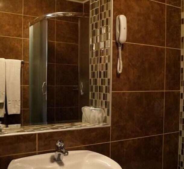 豪华工作室, Octagon