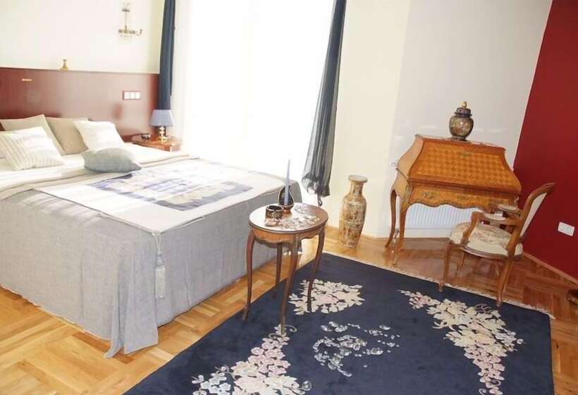 豪华工作室, Octagon