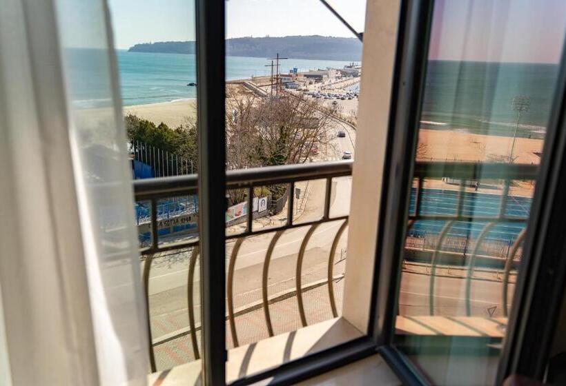 海の見える1ベッドルームアパートメント, Panorama Hotel Free Ev Charging Station