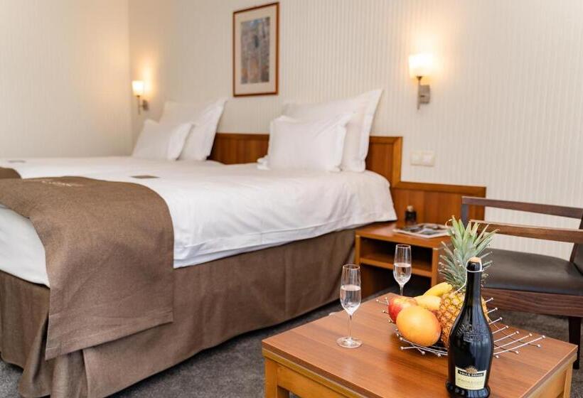 スタンダードシティビュールーム, Panorama Hotel Free Ev Charging Station