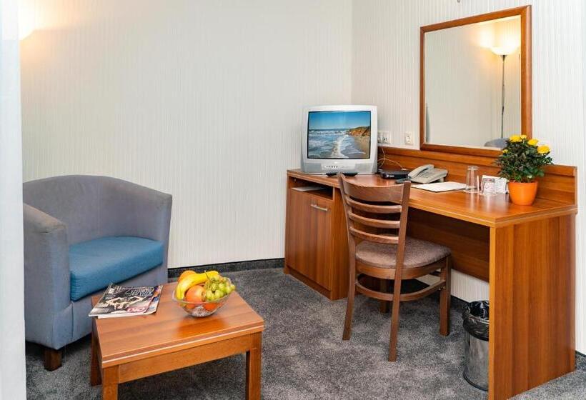 エコノミーシングルルーム, Panorama Hotel Free Ev Charging Station