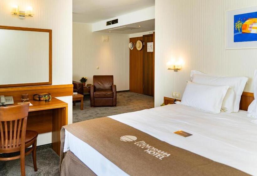 海の見える1ベッドルームアパートメント, Panorama Hotel Free Ev Charging Station