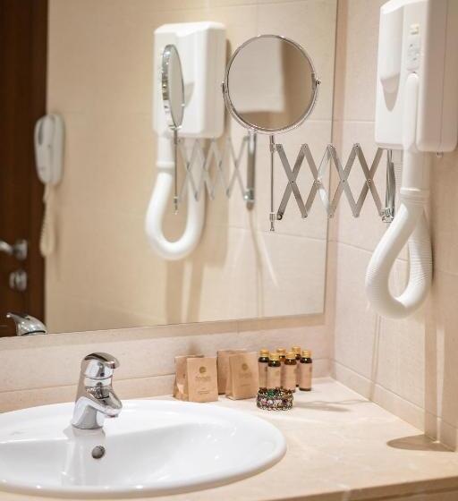 オーシャンビュースタンダードルーム, Panorama Hotel Free Ev Charging Station