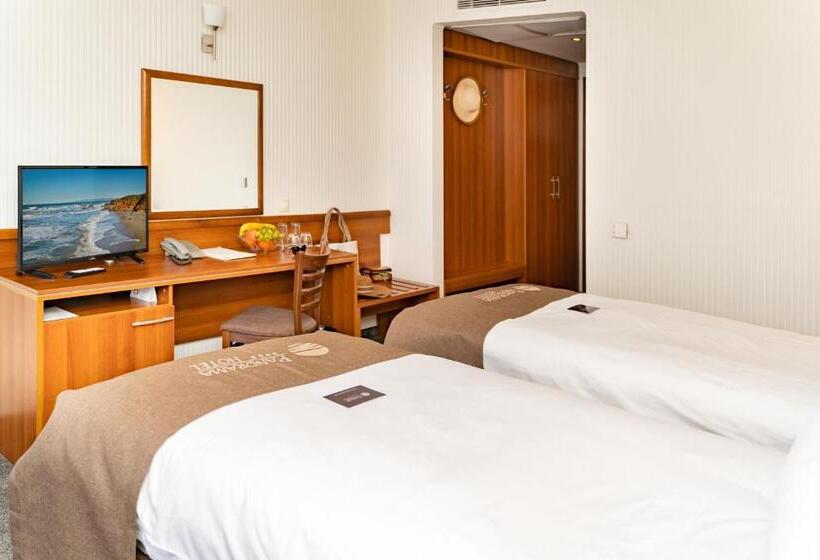 オーシャンビュースタンダードルーム, Panorama Hotel Free Ev Charging Station