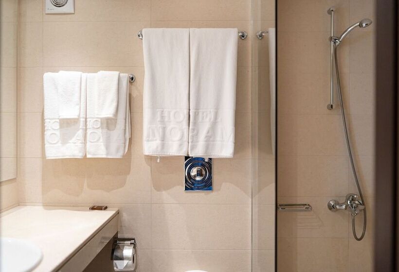 オーシャンビューデラックスルーム, Panorama Hotel Free Ev Charging Station