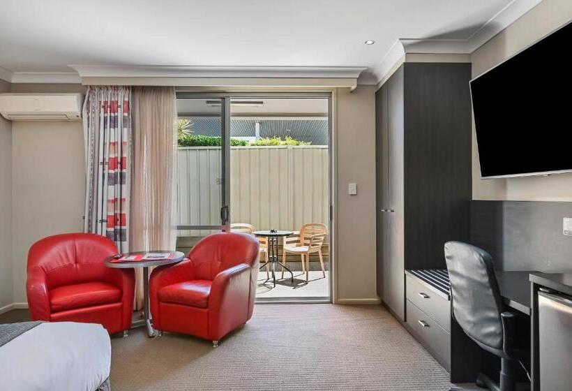 带大床的高级房间, Platinum International