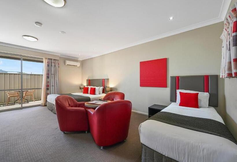 带大床的行政房间, Platinum International