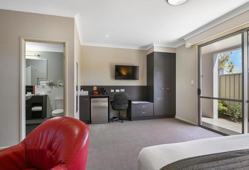 带大床的行政房间, Platinum International