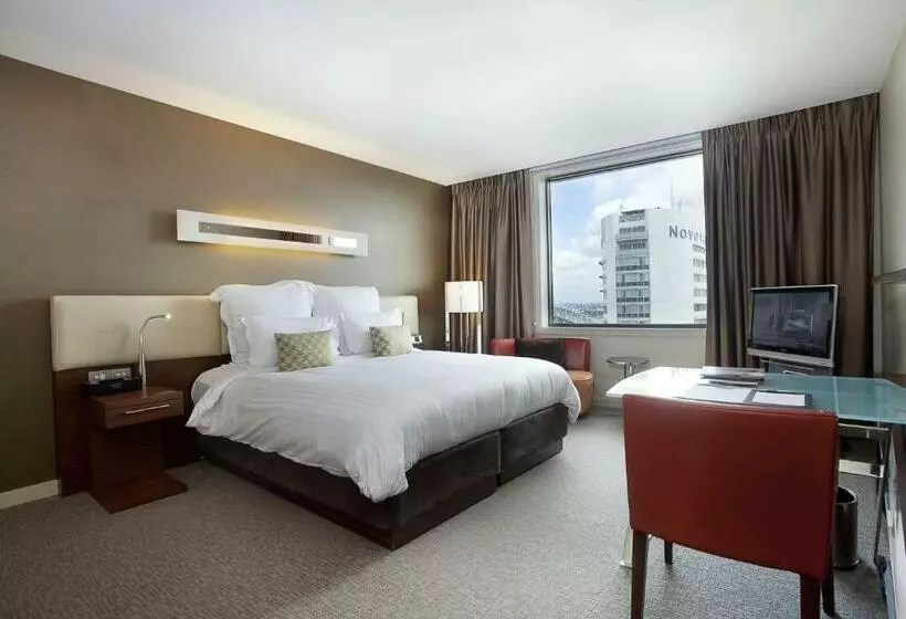 Superior-huone King-vuode, Pullman Sydney Olympic Park