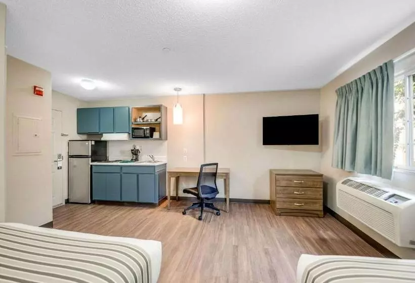 اتاق استاندارد با 2 تخت دوبل, Suburban Studios Sterling  Washington Dulles