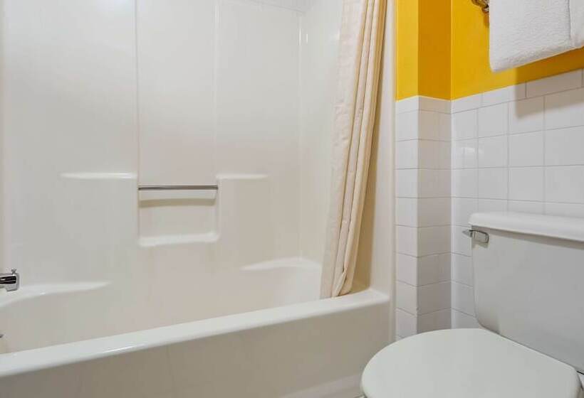 סוויטה עם ג'קוזי, Surestay Hotel By Best Western Greenville