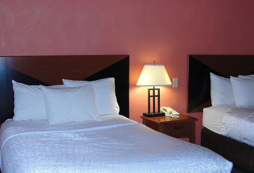 חדר סטנדרט שתי מיטות זוגיות, Surestay Hotel By Best Western Greenville