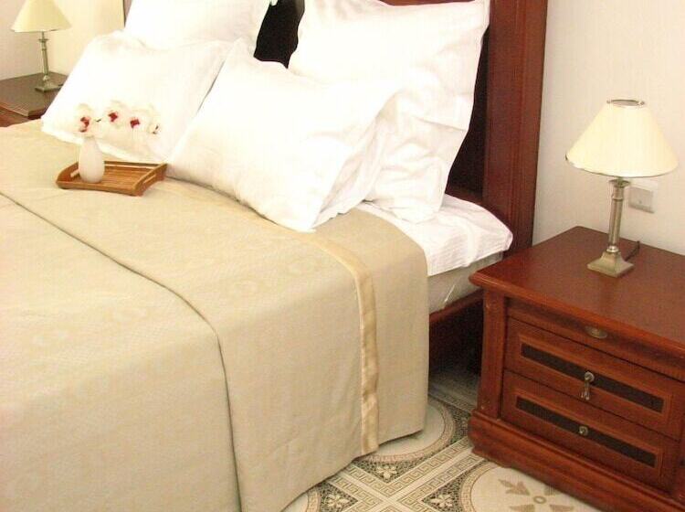 Номер Superior, The Cliff Beach & Spa