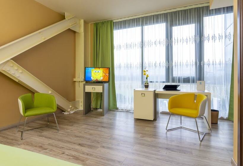 标准间, West City