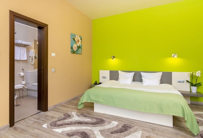 标准间, West City