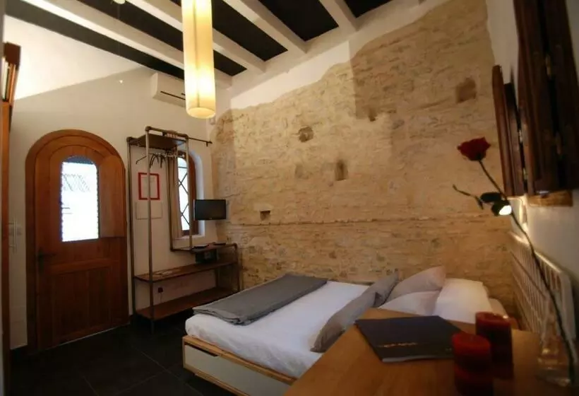 Economy Studio, Koala Tarifa