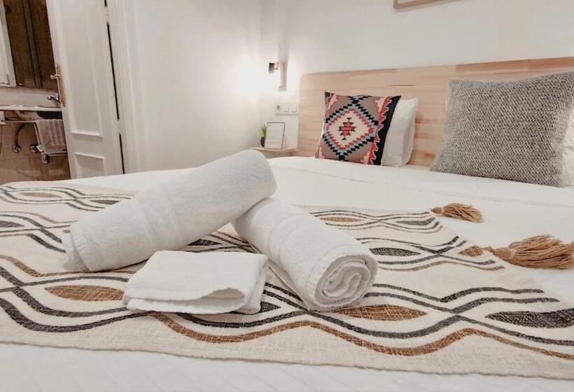 Standard Yhden Hengen Huone, Marisol   Self Check In Guesthouse   Adults Only