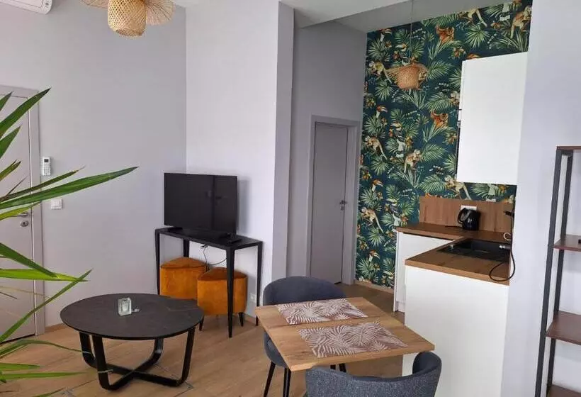 Suite, Royal Hotel-restaurant Bonhomme
