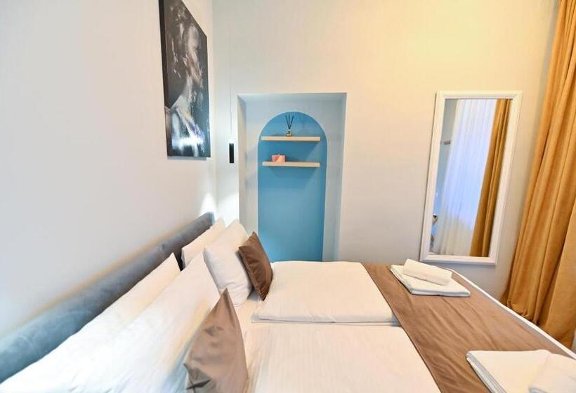 デラックスルーム, Althof Apartments