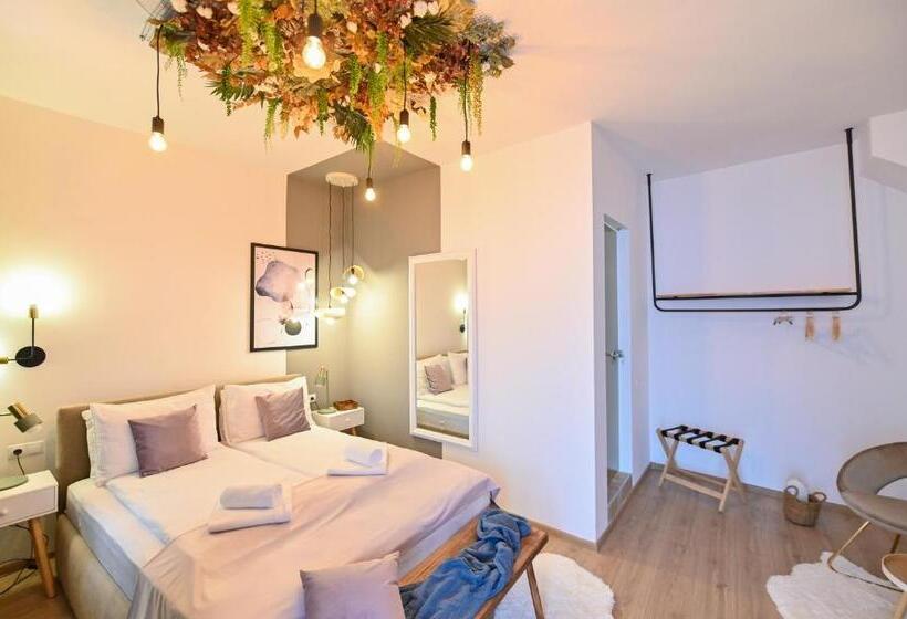 デラックスルーム, Althof Apartments