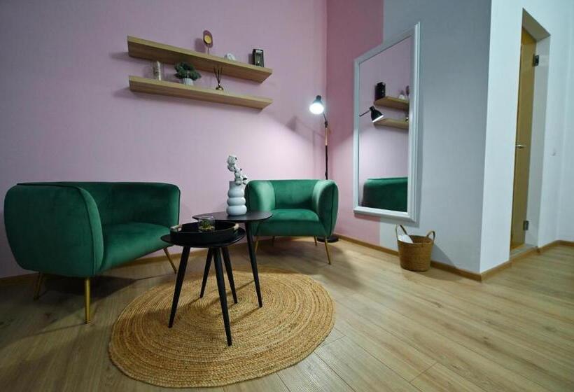 ジュニアスイート, Althof Apartments